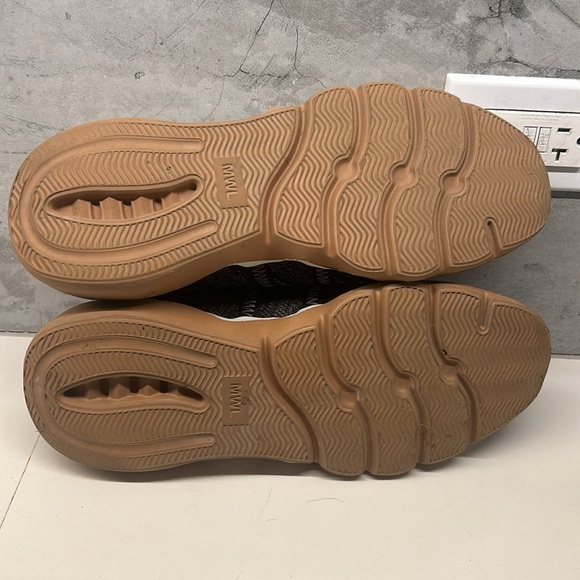 Madewell Knit Sneakers - Picture 8 of 8